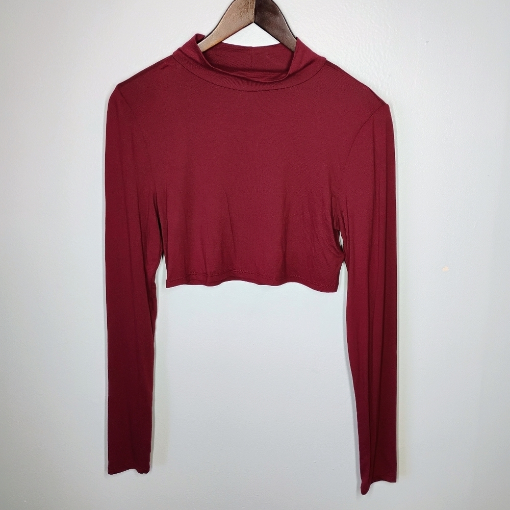 NWT Free People Beach Long Sleeve Mock Neck Crop Top‎ Burgundy Size Medium